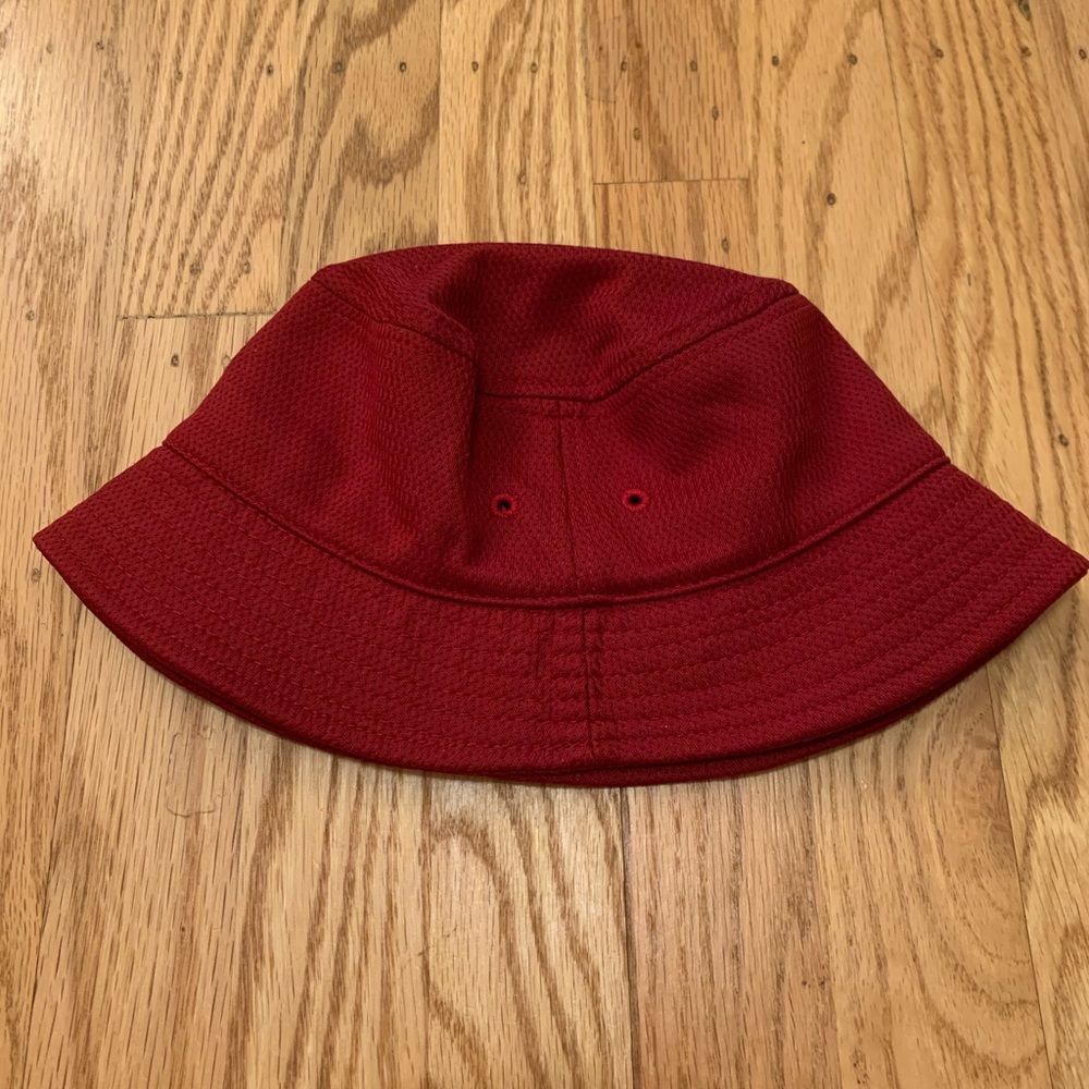 Children’s Place Girls Hat Size 4T.